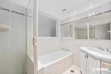 Property photo of 3 Dalley Crescent Latham ACT 2615