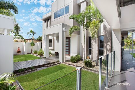 Property photo of 22 Lakeside Avenue Broadbeach Waters QLD 4218