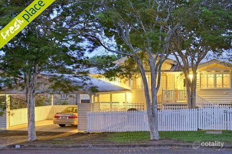 100 Dorrington Dr, Ashgrove, QLD 4060