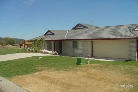 Property photo of 19 Cuttaburra Crescent Glenvale QLD 4350
