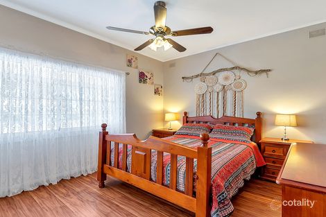 Property photo of 17 McKenzie Road Elizabeth Downs SA 5113