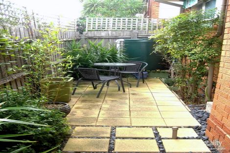 Property photo of 2/1 Mackay Avenue Glen Huntly VIC 3163