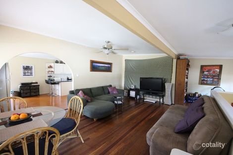 Property photo of 7 Leslie Street Kallangur QLD 4503