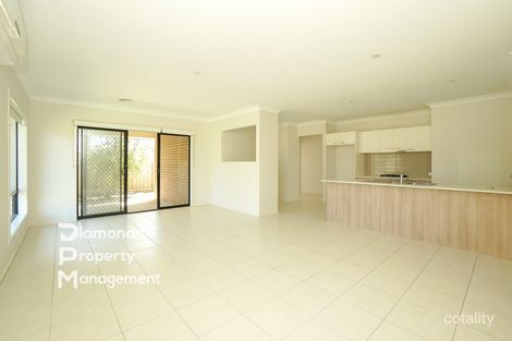 Property photo of 46 Solitude Crescent Point Cook VIC 3030