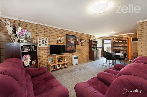 Property photo of 3 Kimberley Court Lavington NSW 2641