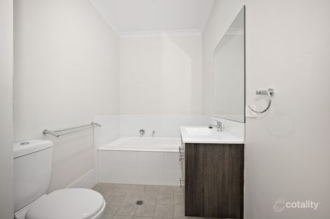 Property photo of 32 Grasshawk Drive Chisholm NSW 2322