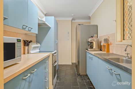 Property photo of 35 Oswald Crescent Rosemeadow NSW 2560
