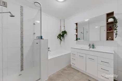 Property photo of 24/250-254 Sunshine Avenue Kealba VIC 3021