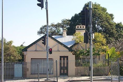 254 Enoggera Rd, Newmarket, QLD 4051