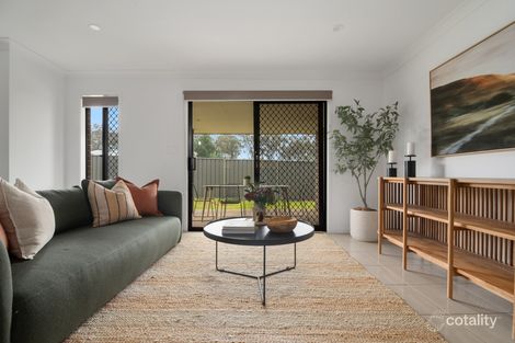 Property photo of 2 Bluebell Way Orange NSW 2800