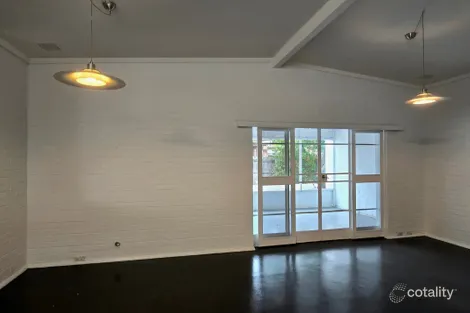 Property photo of 6 Challenger Parade City Beach WA 6015