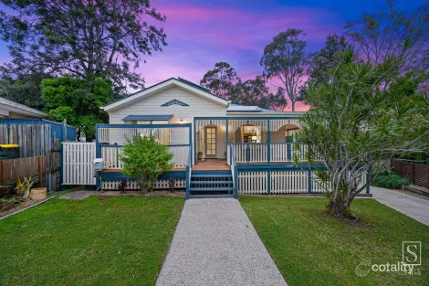 Property photo of 8 Lyndora Close Riverhills QLD 4074