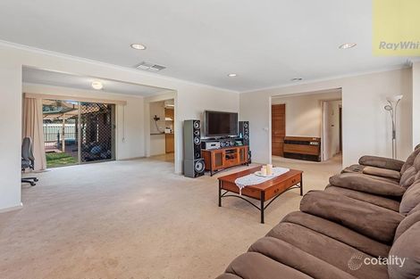 Property photo of 42 Whitley Crescent Craigieburn VIC 3064