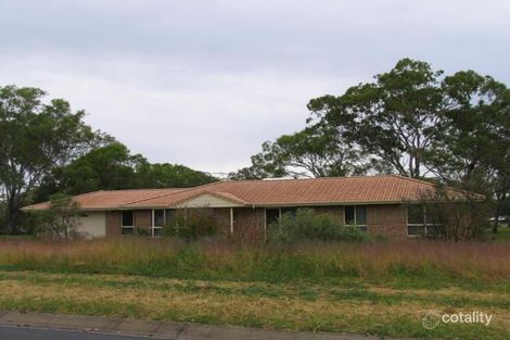 7 Langton Cres, Oakey, QLD 4401