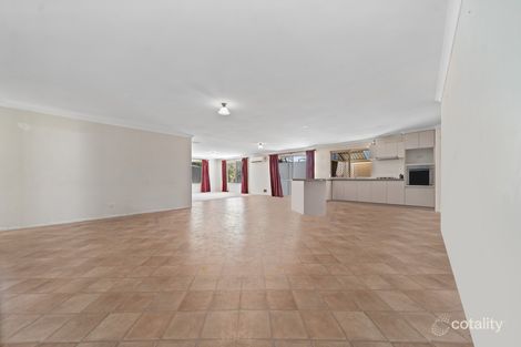 Property photo of 7 Elderiana Link Banksia Grove WA 6031