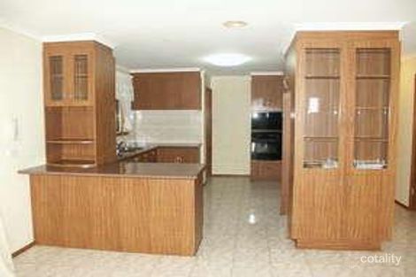 Property photo of 53 Brampton Circuit Delahey VIC 3037