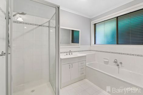 Property photo of 13 Forrest Street Drouin VIC 3818