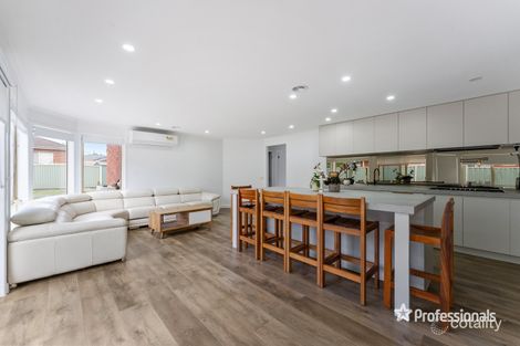 Property photo of 14 The Crest Hillside VIC 3037