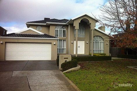 5 Queen Victoria Cres, Taylors Lakes, VIC 3038