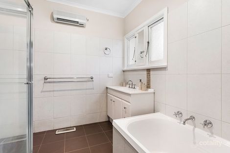 Property photo of 246 Nepean Street Greensborough VIC 3088