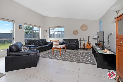 Property photo of 10 Gillan Grove Broulee NSW 2537
