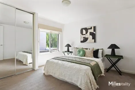 Property photo of 2/3-5 Liberty Parade Ivanhoe VIC 3079