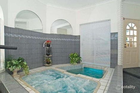 Property photo of 6 Sundance Way Runaway Bay QLD 4216