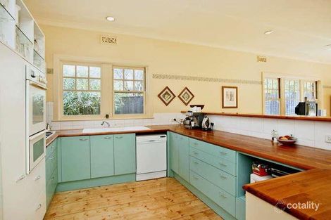 Property photo of 37 Kenmare Street Mont Albert North VIC 3129