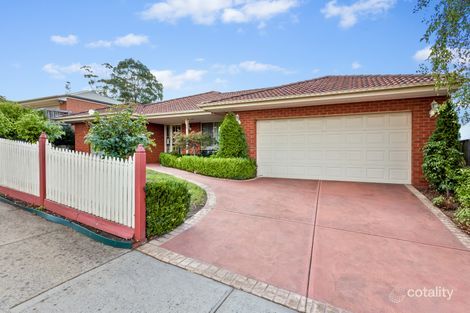 Property photo of 13 Pioneers Crescent Pakenham VIC 3810