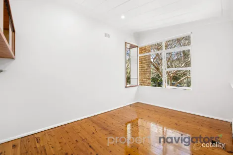 Property photo of 10 Brewer Place Lugarno NSW 2210