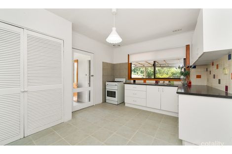 Property photo of 50 Pine Street Frankston North VIC 3200