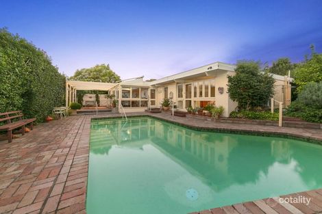 Property photo of 22 Rannoch Avenue Mount Eliza VIC 3930