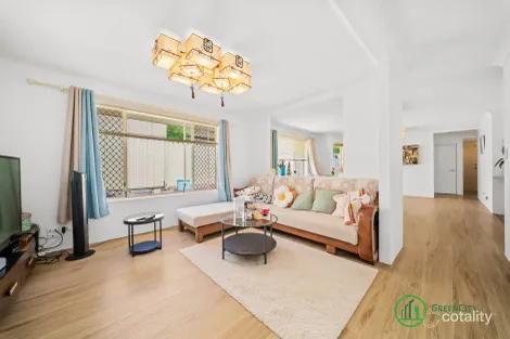 2a Dulverson Pl, South Lake, WA 6164