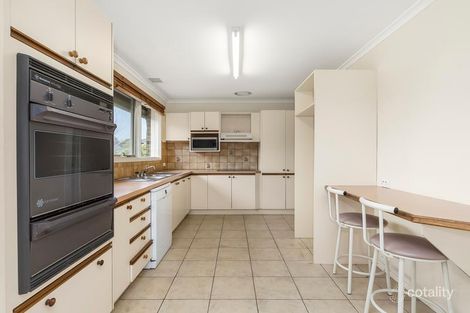 Property photo of 17 Blackwood Drive Wheelers Hill VIC 3150