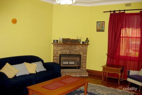 Property photo of 14 Stuart Street Lorn NSW 2320