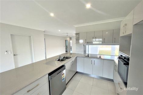 Property photo of 3 Deck Circuit Trinity Beach QLD 4879