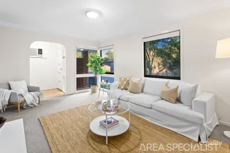 Property photo of 1/12 Gattinara Drive Frankston VIC 3199