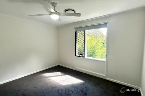 Property photo of 22 Threlkeld Drive Bolton Point NSW 2283
