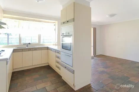 Property photo of 39 Pardalote Avenue Carrum Downs VIC 3201