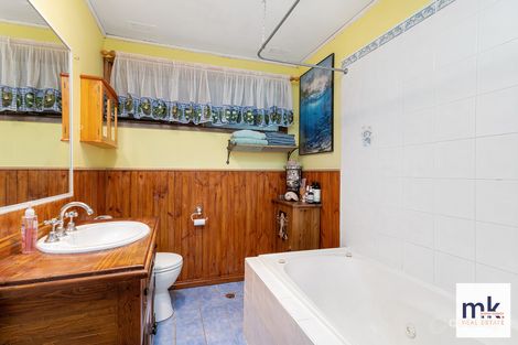 Property photo of 316 The Parkway Bradbury NSW 2560