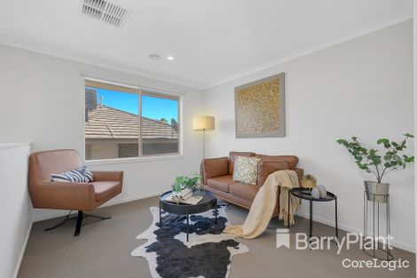 Property photo of 10 Stature Street Doreen VIC 3754