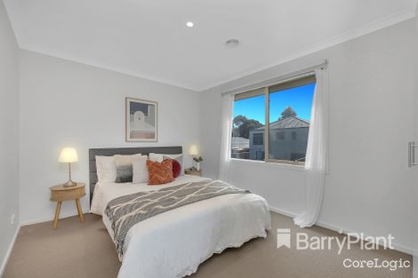 Property photo of 10 Stature Street Doreen VIC 3754