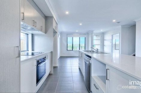 Property photo of 140 Spring Mountain Boulevard Spring Mountain QLD 4300