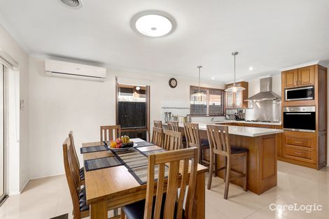 Property photo of 19 Coolabah Grove Berwick VIC 3806