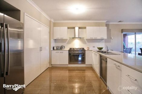 Property photo of 20 Cropton Rise Craigieburn VIC 3064