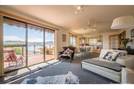 Property photo of 1/7 Cyrus Court Rose Bay TAS 7015