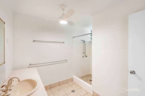 Property photo of 2/16 Kauri Street Manoora QLD 4870