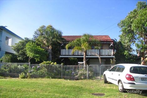 30 Scarborough St, Bundeena, NSW 2230