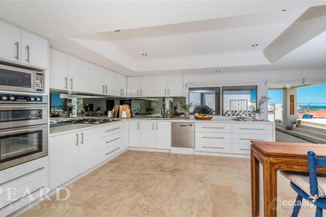 Property photo of 10 Resolute Way Ocean Reef WA 6027