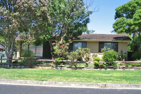 10 Pearson St, Narara, NSW 2250